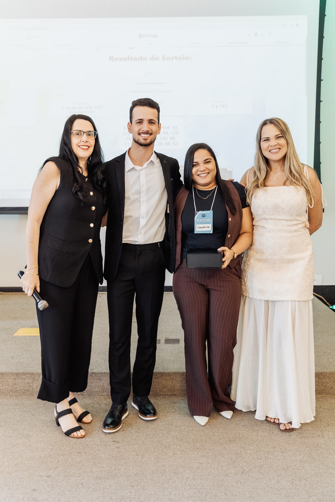 Convidados reunidos no palco do BP do Futuro